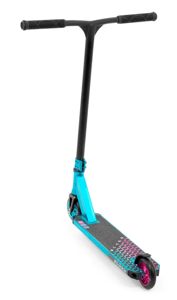 SL2500SlammScootersAssaultBlueBack Slamm Assault Stunt Scooter